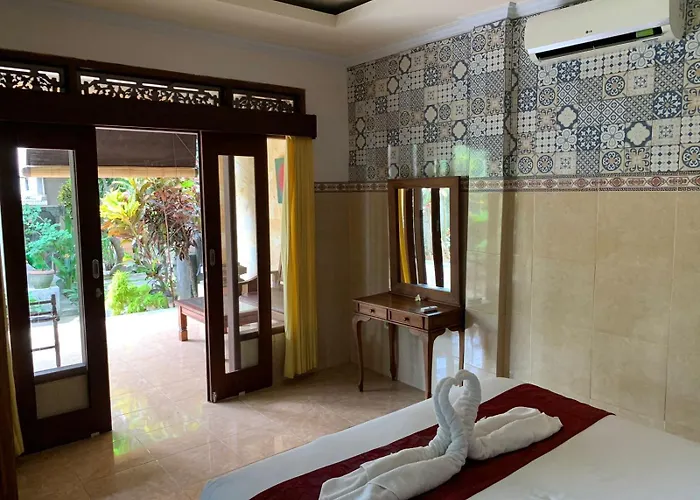 Mulan Dini House